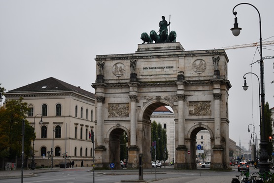 Siegestor Gate